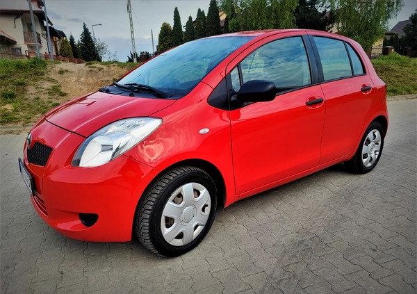 Toyota Yaris cena 14950 przebieg: 172000, rok produkcji 2008 z Zgierz małe 56